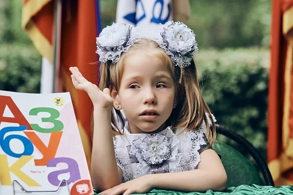 Не глядя - в суперчемпионки! Незрячая девочка из Ульяновска победила в олимпиаде и мечтает видеть мир